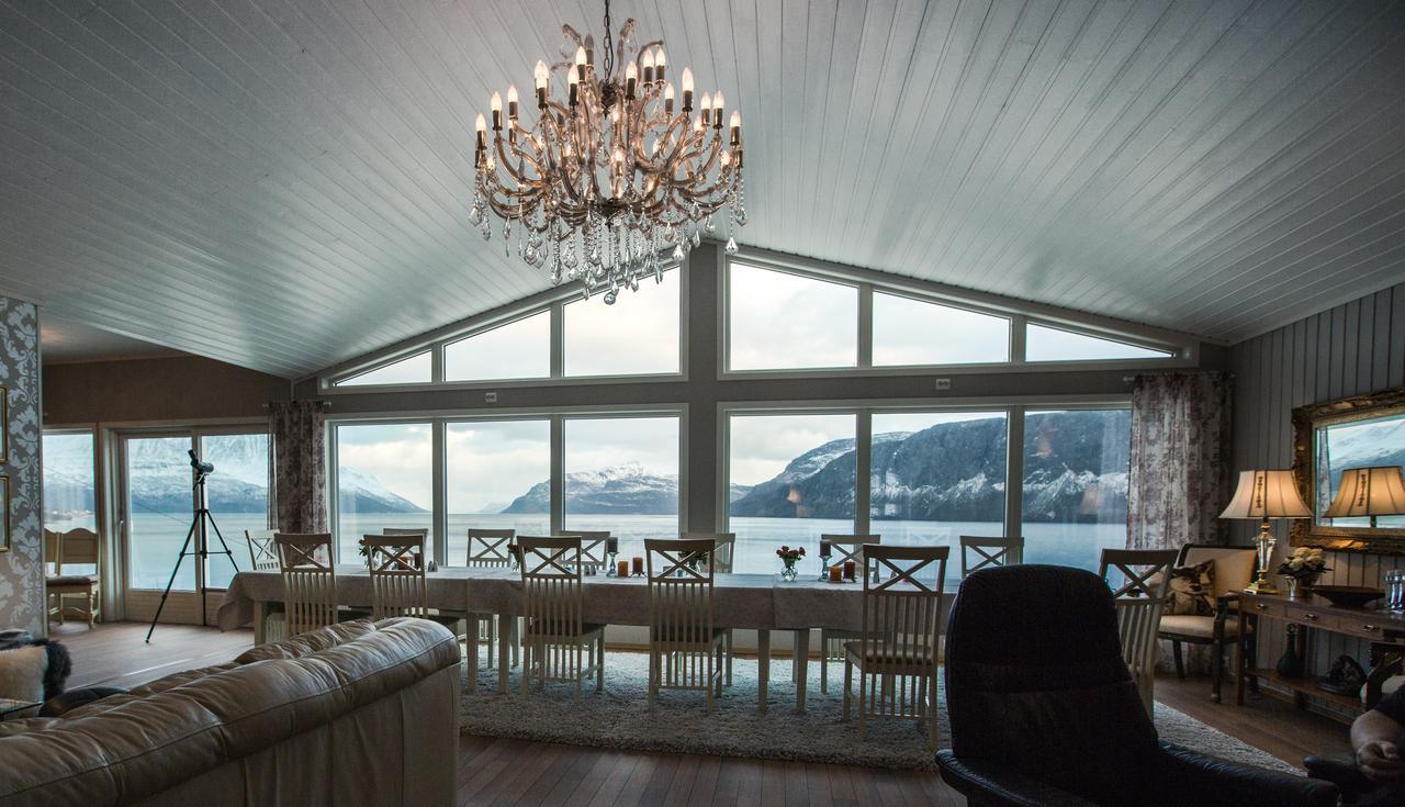 Arctic Panorama Lodge Uløybukta Eksteriør bilde